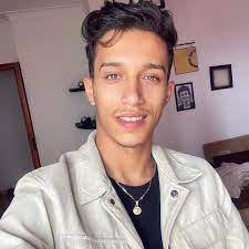 شارع وحيد