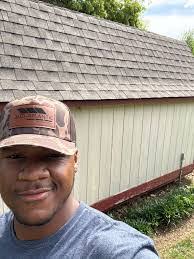 Devin Burnett's Instagram, Twitter & Facebook