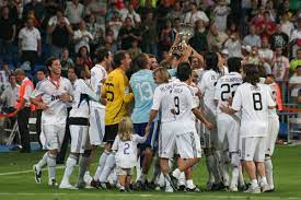 La gazzetta dello sport habla de un poderoso efecto dominó en el mercado del fútbol europeo. Real Madrid Cf Simple English Wikipedia The Free Encyclopedia