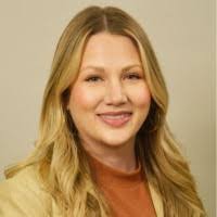 Laura Hatchett's Instagram, Twitter & Facebook