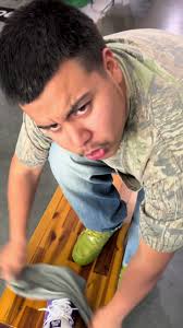 pov: sneaker cleaners in the mall be like 😭 #soldoutla #pov #sneakertok  #sneakershopping