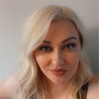 Casey Barry's Instagram, Twitter & Facebook