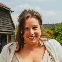 Cara Laskaris Commissioning Editor, Country Living UK