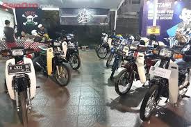 Penumpang dihimbau untuk naik atau. Daftar 10 Honda Astrea Yang Pernah Mengaspal Di Indonesia Kamu Sempat Punya Yang Mana Gridoto Com