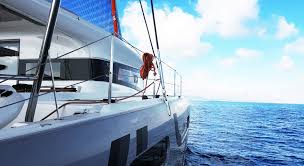 English words for katamaran include laziness, catamaran, idleness, sloth, sluggishness, indolence and idle. Excess Katamaran Unter Segeln