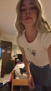 Megan Langelier's Instagram, Twitter & Facebook