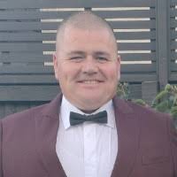 100+ "Dave Smallwood" profiles