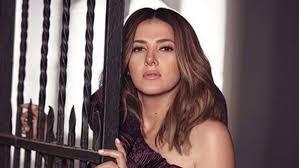 كان الإعلامي رامي رضوان، زوج الفنانة دنيا سمير غانم، كتب عبر حسابه على فيسبوك: Ø¯Ù†ÙŠØ§ Ø³Ù…ÙŠØ± ØºØ§Ù†Ù… ØªØ¹Ø§ÙŠØ¯ Ø²ÙˆØ¬Ù‡Ø§ Ø¨Ù€ Ø·Ø±ÙŠÙ‚Ø© Ù…Ù…ÙŠØ²Ø© Ù‚Ù†Ø§Ø© 218