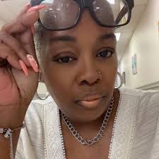 Yvonne Lemmon's Instagram, Twitter & Facebook