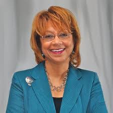 Catherine Leggett's Instagram, Twitter & Facebook