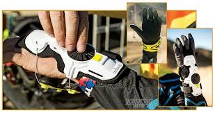 The mobius x8 wrist brace wrist brace is a great tool for people who're dealing with the aftermaths of a wrist injury and want to get back on their bike quickly. Getestetes Mxa Team Mobius X8 Wrist Brace Motocross Action Magazine