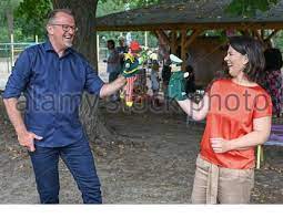 18 August 2020 Brandenburg Ludwigsfelde Annalena Baerbock Federal Chairwoman Of Bundnis 90 Die Grunen Hands Over Toys To The Children Of The Kinderland Day Care Centre Baerbock Supports The Ludwigsfelder Frobel Kindergarten Kinderland