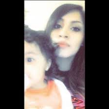 Sindia Torres's Instagram, Twitter & Facebook