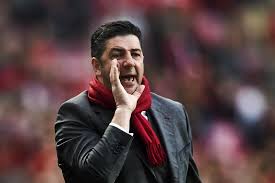 Ja o o gabriel teve uns jogos bons mais de resto nd de jeito , vender o mais rapido possível 7 /8m seria bom. Rui Vitoria Basta Uma Chamada Do Benfica Para Os Jogadores Quererem Vir Para Ca I Liga Sapo Desporto