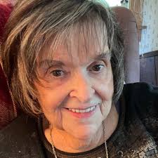 What tastes good with Mustard but you can't say a Burger 🤔🍔👀