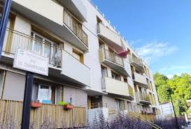 See more of parti socialiste de champigny sur marne on facebook. Champigny Sur Marne Les Locataires De La Louvetiere Impliques Dans La Rehabilitation De Leur Residence 1001 Vies Habitat