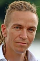 Na podzim 2017 byl zvolen poslancem za středočeský kraj, od té doby působí rovněž jako předseda sněmovního výboru pro veřejnou správu a regionální rozvoj. Ivan Bartos Zivotopis Info Fdb Cz