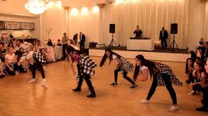 Quinceanera themes quinceanera dresses surprise dance party planners quince ideas sweet 15 sweet sixteen dance outfits diy clothes. Paris Dance Bianca S Xv Anos By El Kachaz