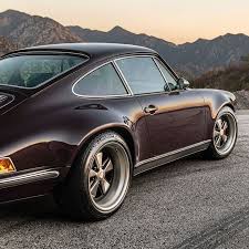 singer vehicle design on instagram the anglet commission is an awd coupe shown here in the californian sun before delivery to its own ポルシェ 911 ポルシェ チャイルドシート