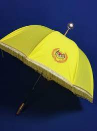 Tentakel adalah organ korban zooplankton kecil. Bernama Royal Regalia A Symbol Of King S Sovereignty