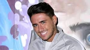 A bear from loughton, essex, will appear in the colchester … Stephen Bear Home Facebook