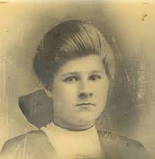 Nellie Esther Schulz Starkey (1895-1986)