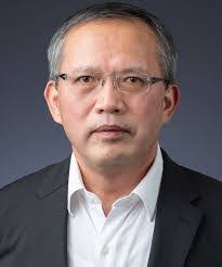 Raymond Li's Instagram, Twitter & Facebook