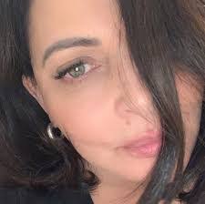 Sonia Lima's Instagram, Twitter & Facebook