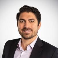 90+ "Buzzeo" profiles