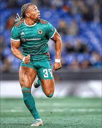 all about football joueur de musculation exercice coloriage ours en peluche