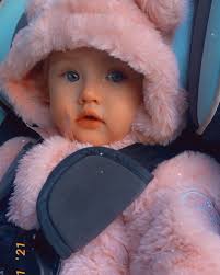 Why is she soooo adorable 🥺🥺🥺