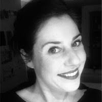 Sarah Meester's Instagram, Twitter & Facebook