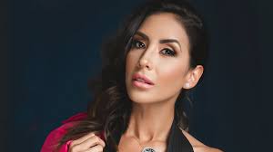 Cynthia Urías: Fotos falsas en redes sociales desatan polémica