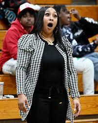 Centennial girls basketball team uses pressure to beat Santiago in Big VIII  League opener