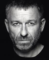 Sean Pertwee