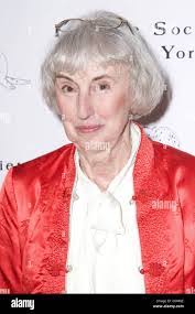 Holly Swope's Instagram, Twitter & Facebook