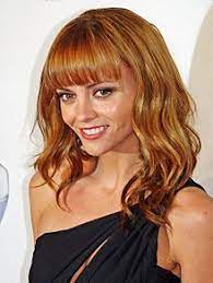 Christina Ricci Wikipedia Номинантка на премии «золотой глобус» (1999) и «эмми» (2006).