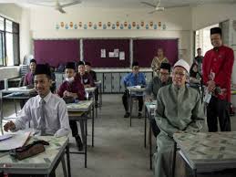The integration between these three elements is vital in order to be an excellent person in both 'duniawi' and 'ukhrawi'. Hari Kedua Sesi Persekolahan Dalam Tempoh Pkpp