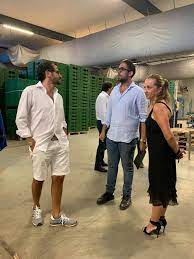 Three things happened to turn the country's politics upside down: Focolaio A Polignano Giorgia Meloni Si Sottopone Al Test Dopo La Visita Nell Azienda E Negativa