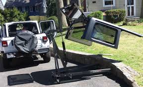 Jeep wrangler hard top jeep hard top jeep wrangler unlimited wrangler tj jeep jk jeep truck jeep wrangler accessories jeep accessories jeep hardtop storage. Jeep Lifts And Hoists Removing And Storing Hardtops Ebay Motors Blog