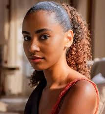 Atriz de puro sucesso, linda e humilde 🥰