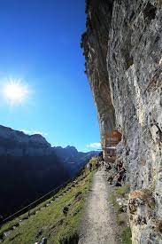 Vom kronberg nach schwägalp wandern. Santis Das Hotel Reisetipp Fur Ein Wander Wochenende Im Appenzell Ferien Schweiz Tagesausflug Schweiz Wanderung