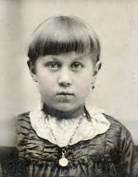 Carrie Williamson (1878-1883)