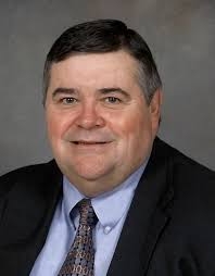 WINCHESTER PRESIDENT RICHARD M. HAMMETT ANNOUNCES RETIREMENT