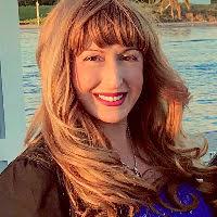 Find Top Real Estate Agents & Realtors in Florida for 2024 (Verified)