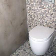 toilet ideeen beton cire in toiletruimte door ckroeze badkamer toiletruimte douches