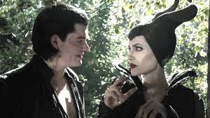 maleficent, diaval aurora, thistlewit рейтинг: Maleficent Diaval Wings Youtube