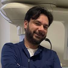Luigi Russo, dentista