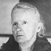 She also carried out pioneering research into radioactivity. Https Encrypted Tbn0 Gstatic Com Images Q Tbn And9gcsumd0xgtjd9dxjqit0prmothqyrrts1co Rutodruvqzedndgs Usqp Cau