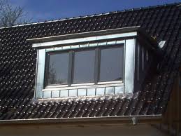 Bekleidung Einer Dachgaube Mit Titanzink In Stehfalztechnik Quanter Colberg Gmbh In Hamburg 22337 Dachdecker Com Dach Dachdecker Dachgauben